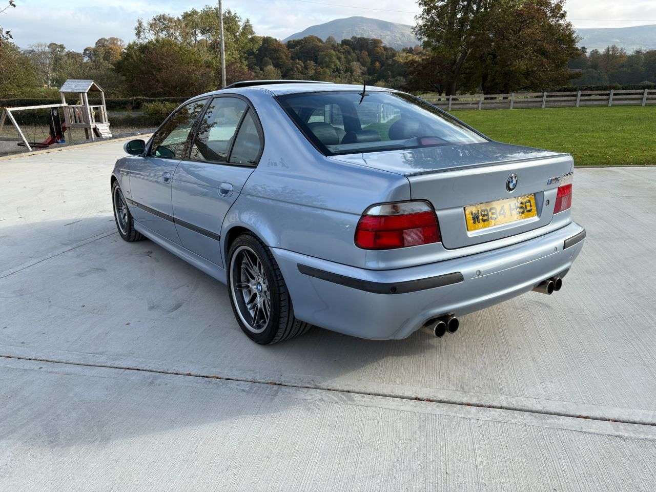 2000 BMW M5 2000 BMW M5