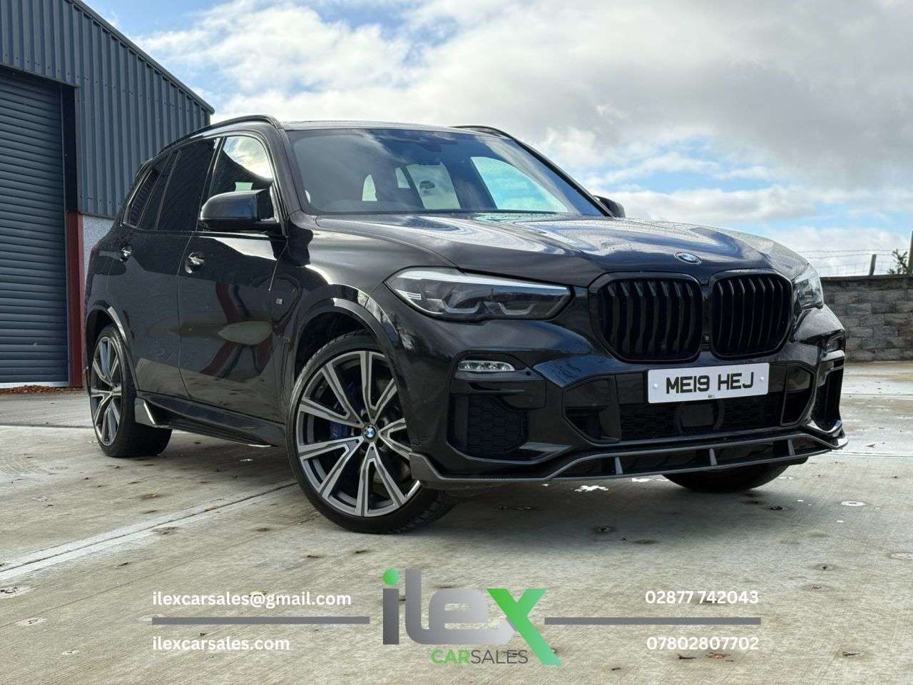 A 2019 BMW X5 3.0 30d M Sport SUV 5dr Diesel Auto xDrive Euro 6 (s/s) (265 ps) 22” A 2019 BMW X5 3.0 30d M Sport SUV 5dr Diesel Auto xDrive Euro 6 (s/s) (265 ps) 22”