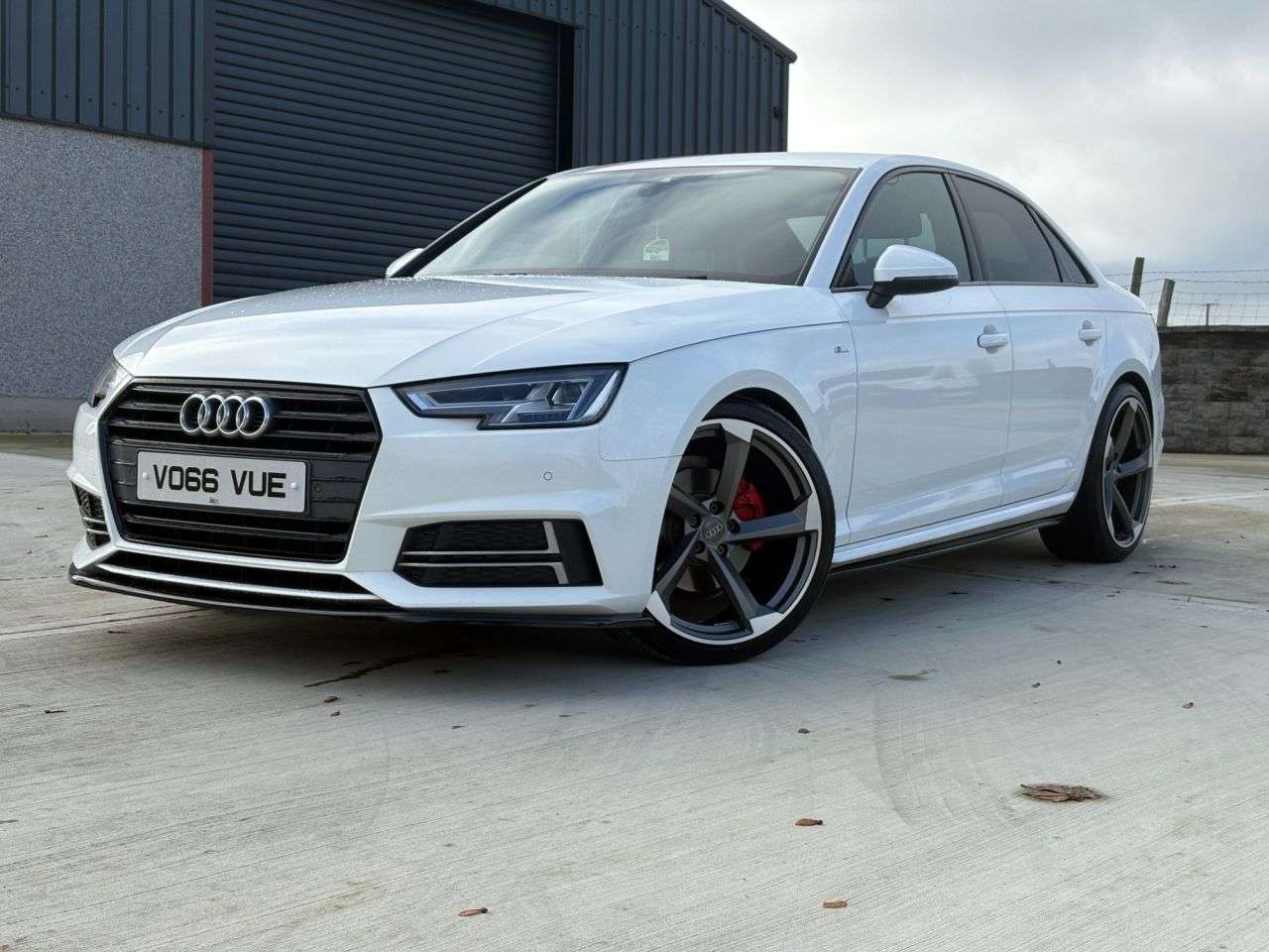 2016 AUDI A4 2016 AUDI A4