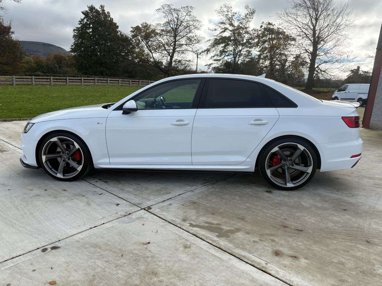 2016 AUDI A4 2016 AUDI A4