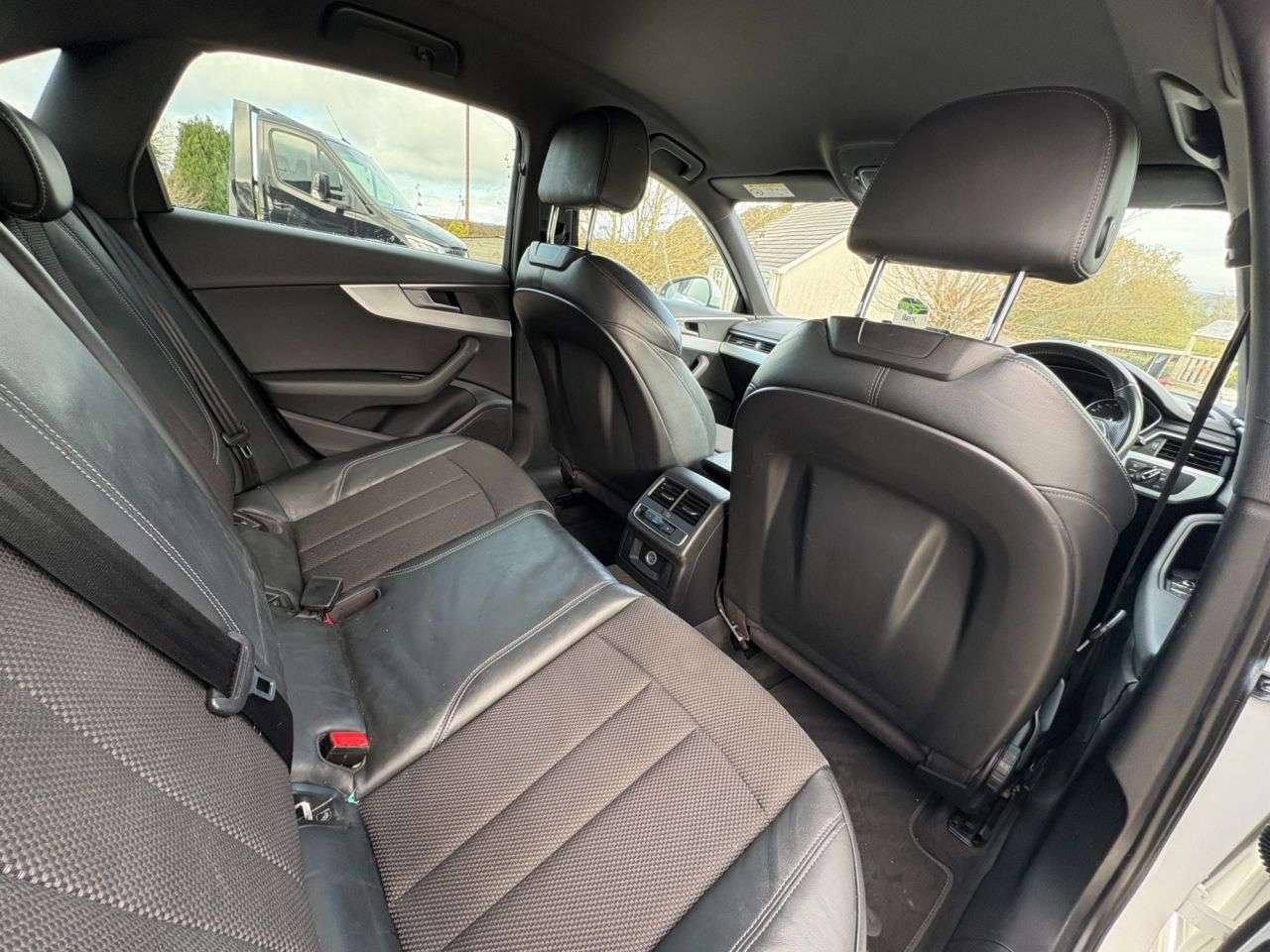 2016 AUDI A4 2016 AUDI A4