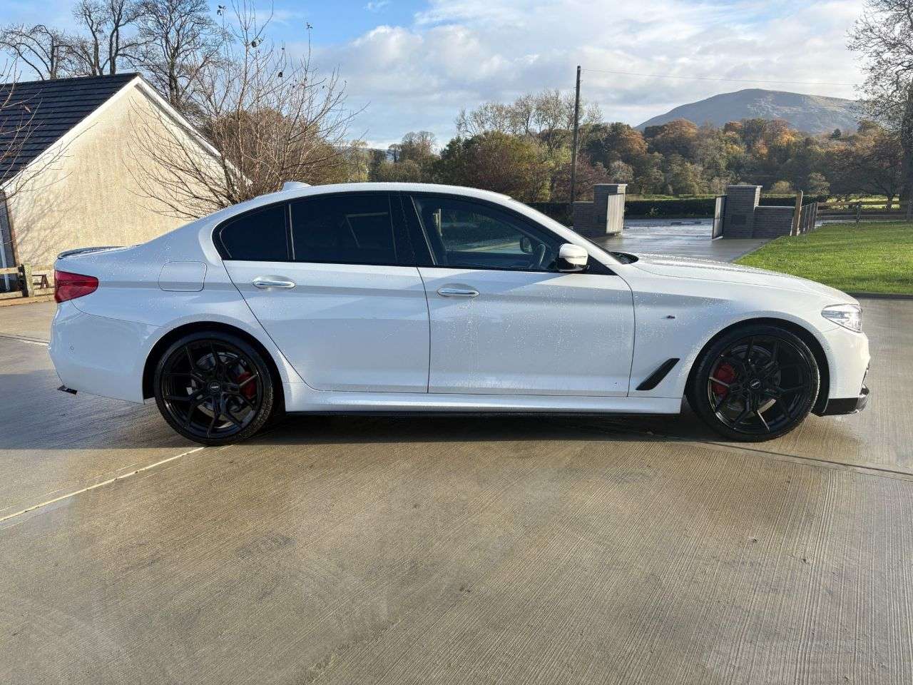 2017 BMW 5 SERIES 2017 BMW 5 SERIES