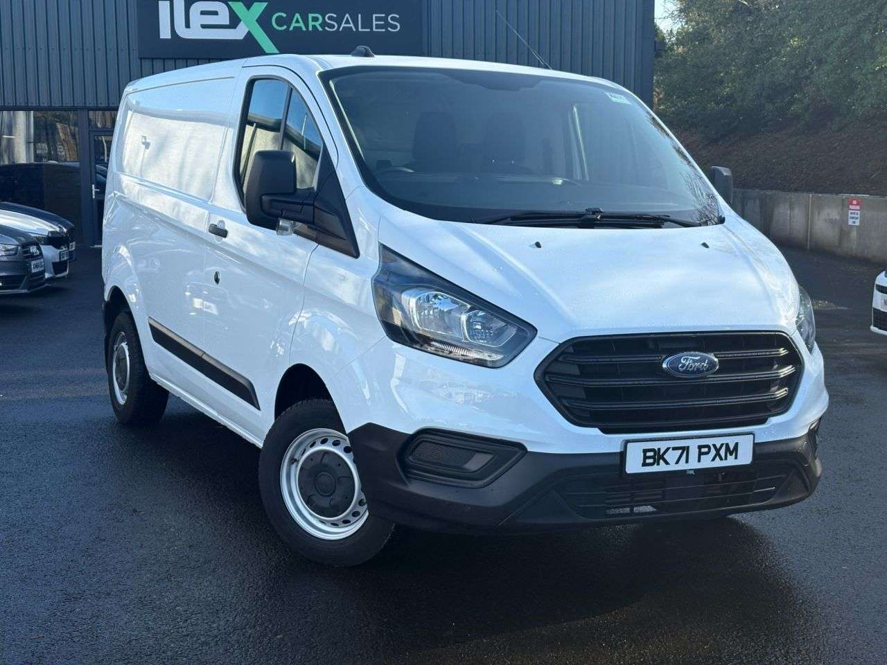 A 2021 FORD TRANSIT CUSTOM 2.0 300 EcoBlue Leader Panel Van 5dr Diesel Manual L1 H1 Euro 6 (s/s) (105 A 2021 FORD TRANSIT CUSTOM 2.0 300 EcoBlue Leader Panel Van 5dr Diesel Manual L1 H1 Euro 6 (s/s) (105