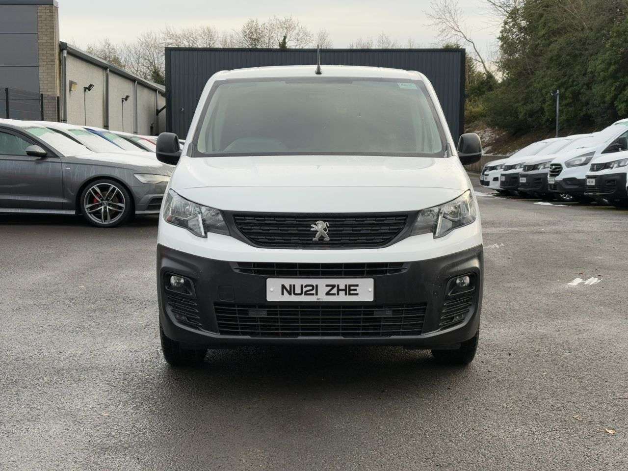 A 2021 PEUGEOT PARTNER 1.5 BlueHDi 1000 Grip Standard Panel Van 5dr Diesel Manual SWB Euro 6 (s/s) A 2021 PEUGEOT PARTNER 1.5 BlueHDi 1000 Grip Standard Panel Van 5dr Diesel Manual SWB Euro 6 (s/s)