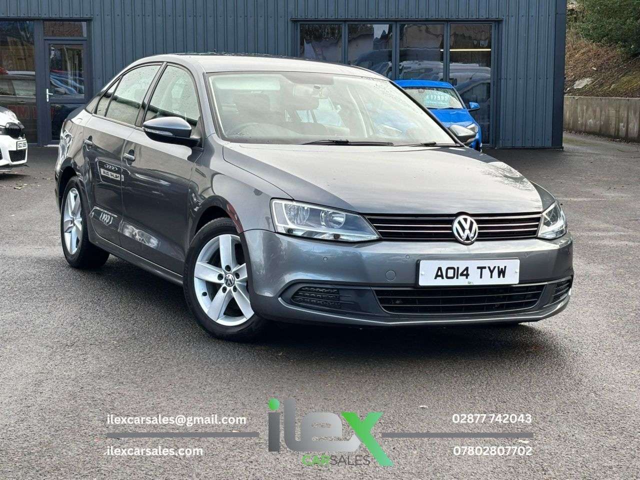 A 2014 VOLKSWAGEN JETTA 1.6 TDI BlueMotion Tech SE Saloon 4dr Diesel DSG Euro 5 (s/s) (105 ps) A 2014 VOLKSWAGEN JETTA 1.6 TDI BlueMotion Tech SE Saloon 4dr Diesel DSG Euro 5 (s/s) (105 ps)