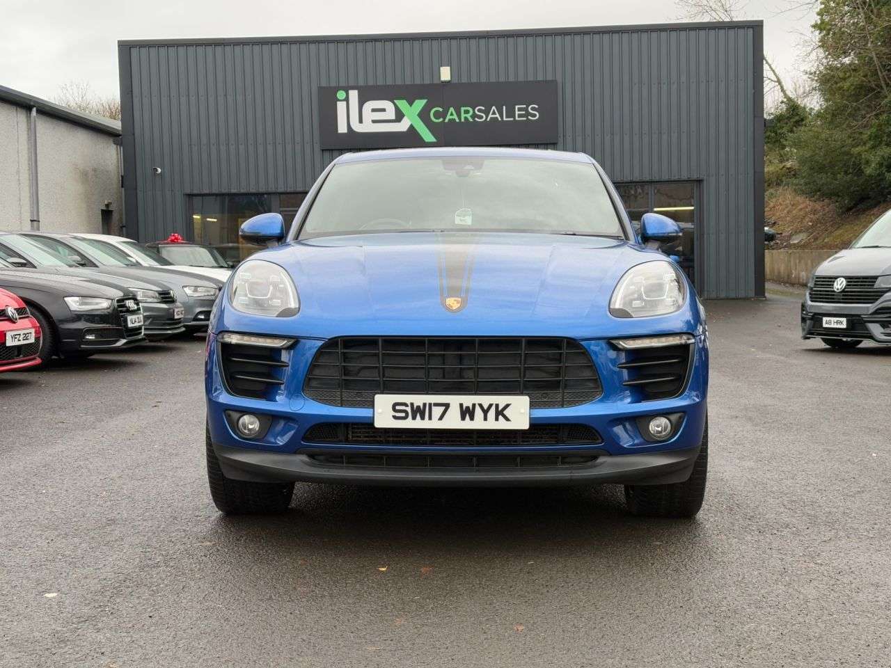 2017 PORSCHE MACAN 2017 PORSCHE MACAN