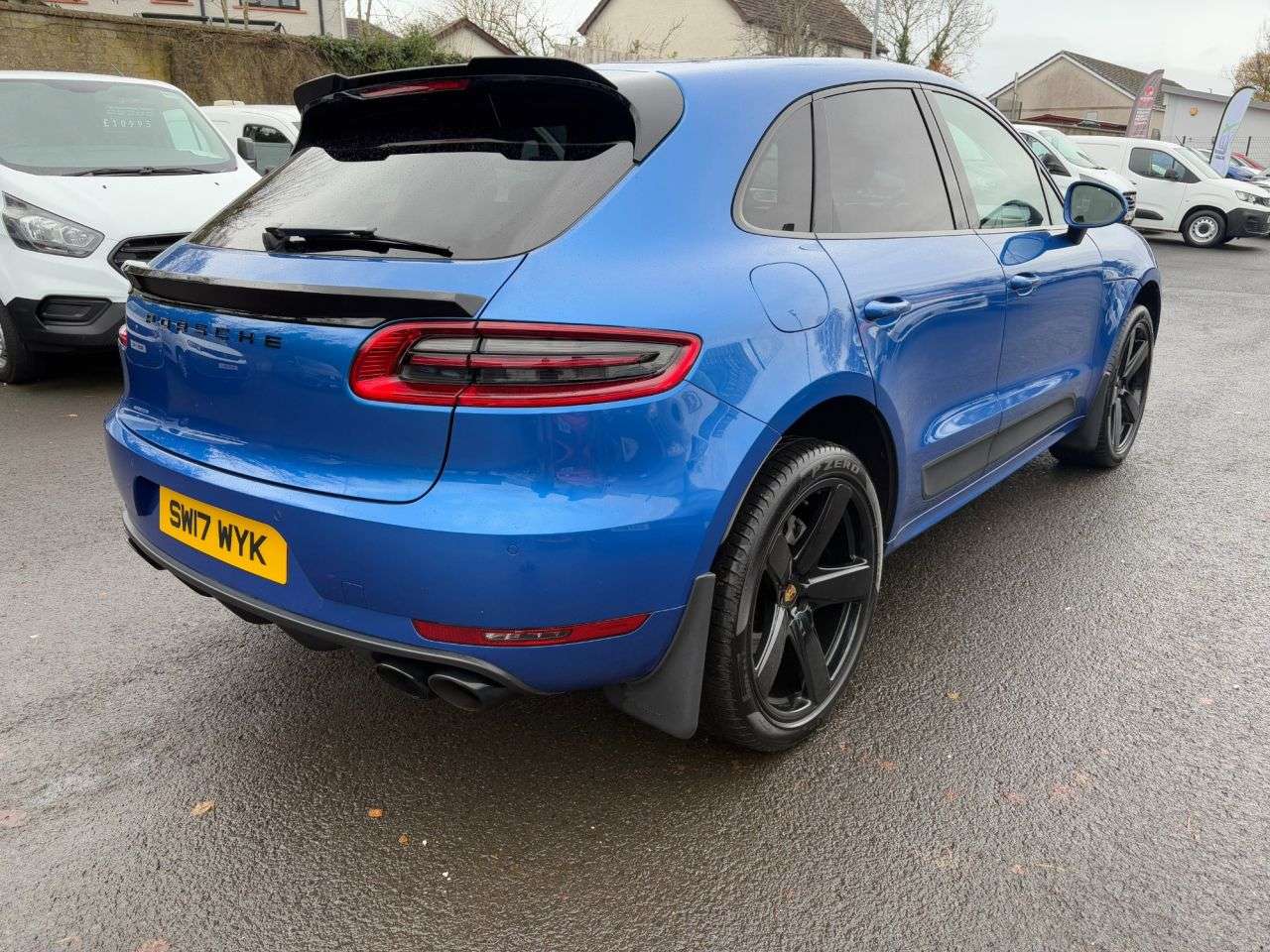 2017 PORSCHE MACAN 2017 PORSCHE MACAN