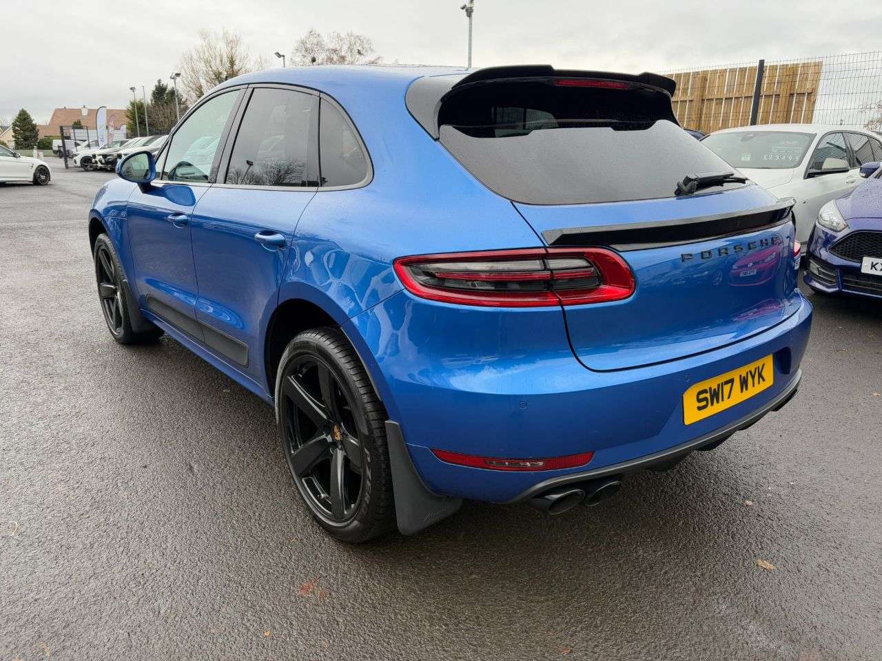 2017 PORSCHE MACAN 2017 PORSCHE MACAN