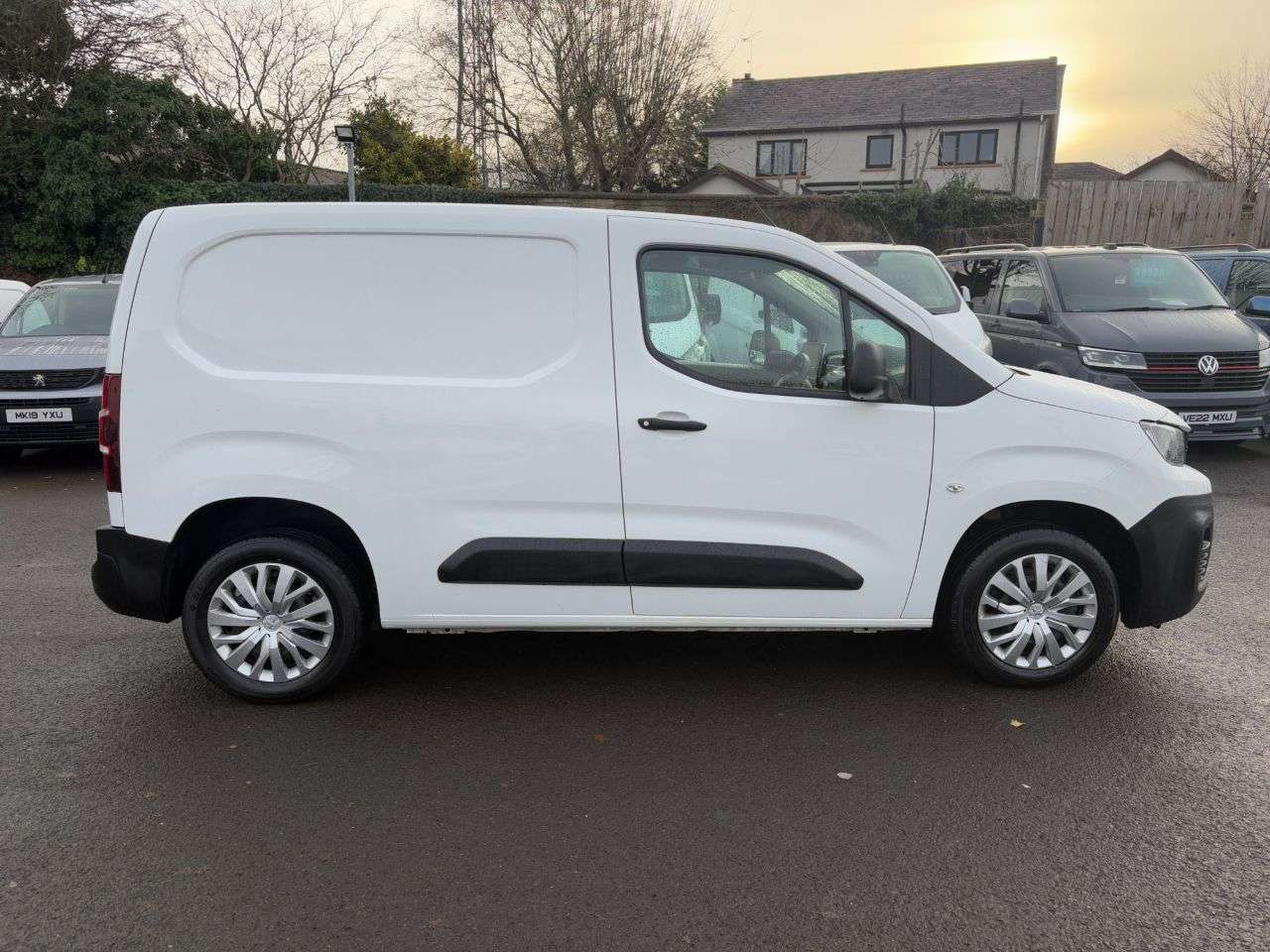 2021 PEUGEOT PARTNER 2021 PEUGEOT PARTNER