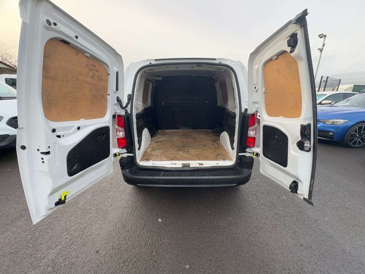 2021 PEUGEOT PARTNER 2021 PEUGEOT PARTNER