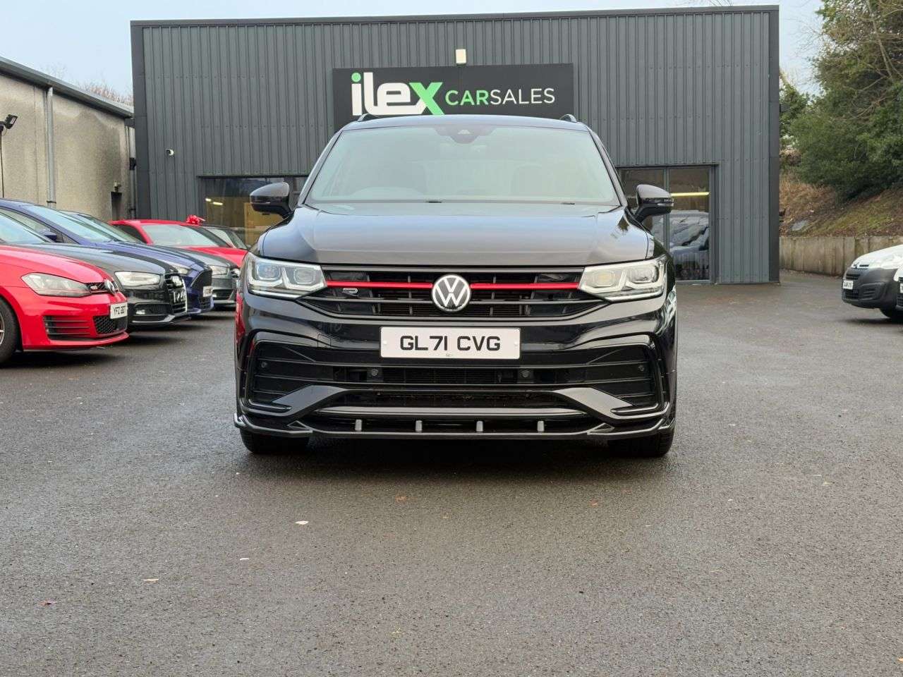 A 2021 VOLKSWAGEN TIGUAN 2.0 TDI R-Line SUV 5dr Diesel DSG 4Motion Euro 6 (s/s) (150 ps) 4Motion A 2021 VOLKSWAGEN TIGUAN 2.0 TDI R-Line SUV 5dr Diesel DSG 4Motion Euro 6 (s/s) (150 ps) 4Motion