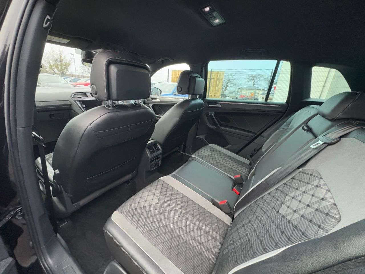 2021 VOLKSWAGEN TIGUAN 2021 VOLKSWAGEN TIGUAN