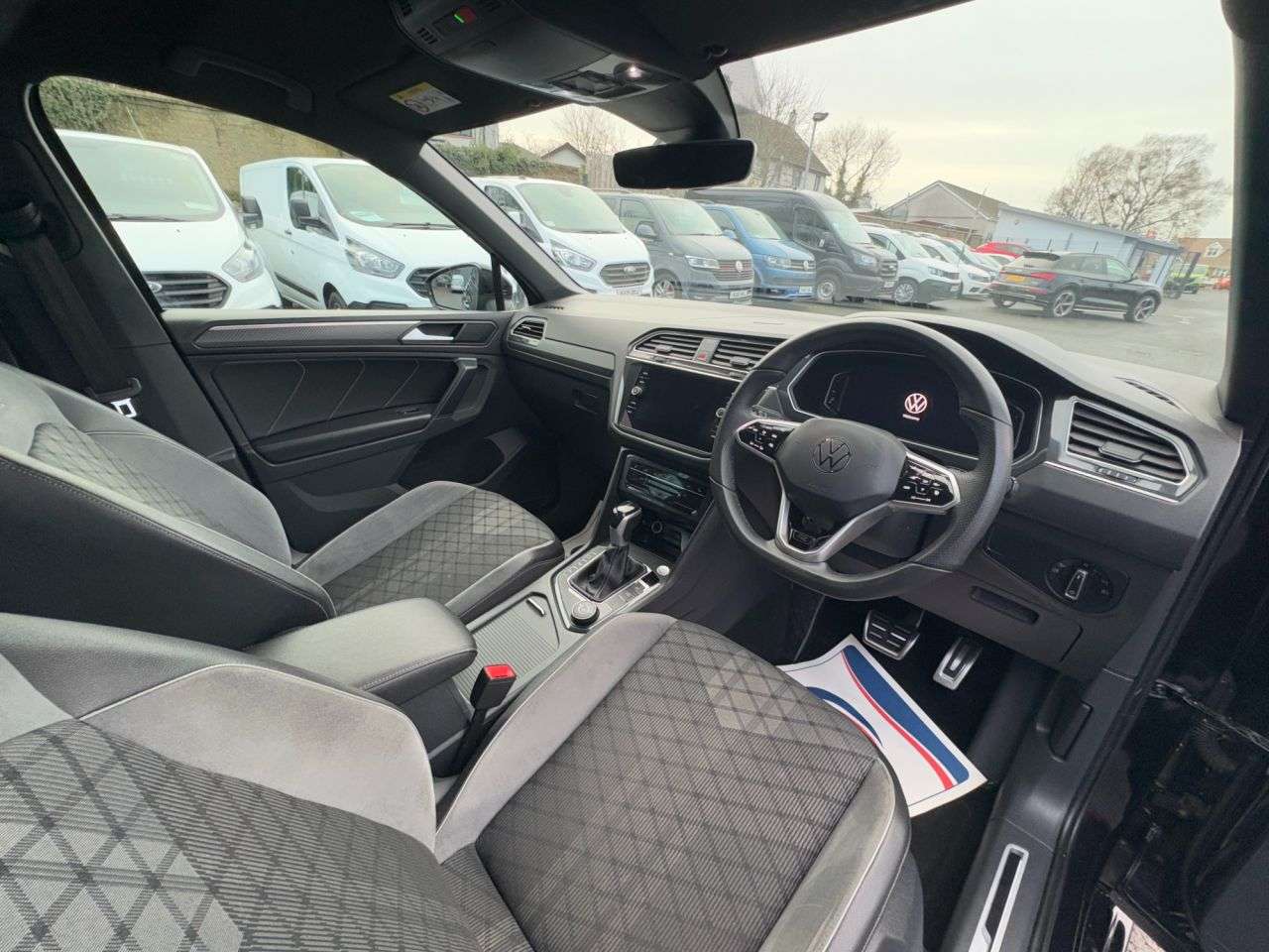 2021 VOLKSWAGEN TIGUAN 2021 VOLKSWAGEN TIGUAN