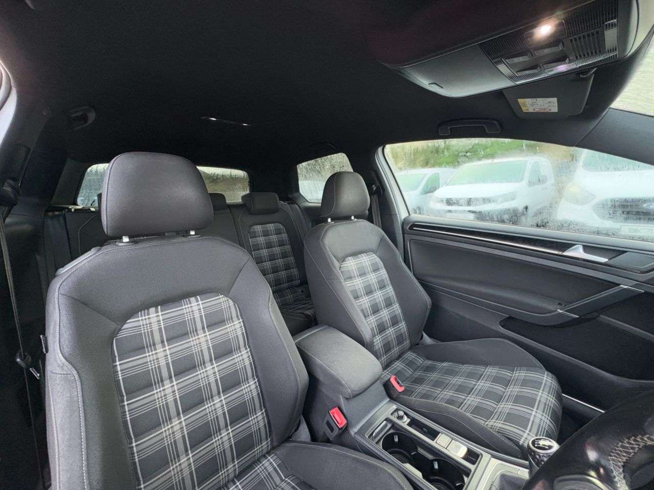 2016 VOLKSWAGEN GOLF 2016 VOLKSWAGEN GOLF