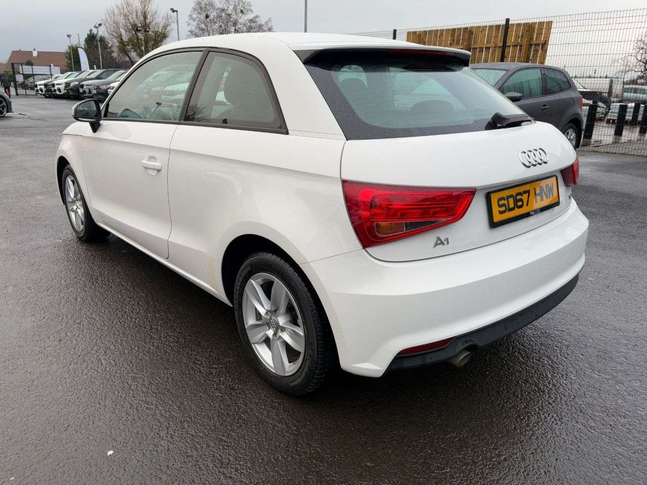 2017 AUDI A1 2017 AUDI A1