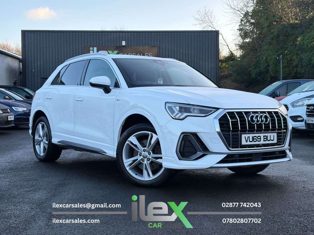 A 2019 AUDI Q3 2.0 TDI 40 S line SUV 5dr Diesel S Tronic quattro Euro 6 (s/s) (190 ps) 190 A 2019 AUDI Q3 2.0 TDI 40 S line SUV 5dr Diesel S Tronic quattro Euro 6 (s/s) (190 ps) 190