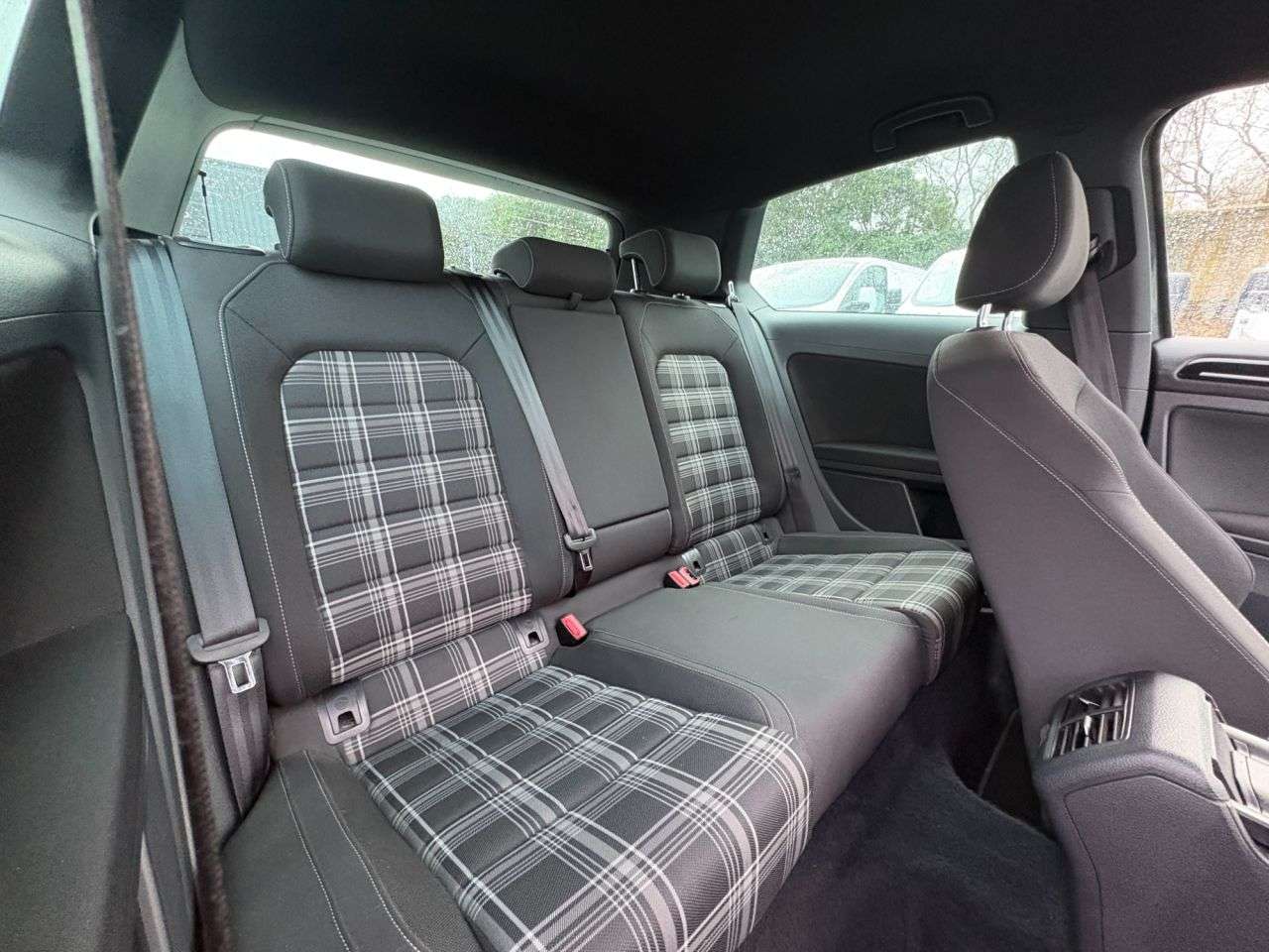 2016 VOLKSWAGEN GOLF 2016 VOLKSWAGEN GOLF