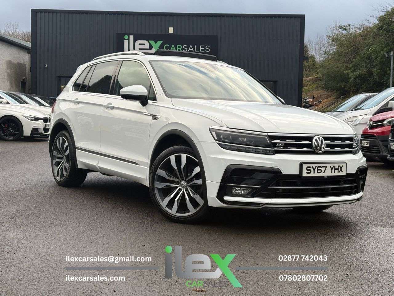 A 2017 VOLKSWAGEN TIGUAN 2.0 TDI R-Line SUV 5dr Diesel DSG 4Motion Euro 6 (s/s) (190 ps) 190PS &bull A 2017 VOLKSWAGEN TIGUAN 2.0 TDI R-Line SUV 5dr Diesel DSG 4Motion Euro 6 (s/s) (190 ps) 190PS &bull