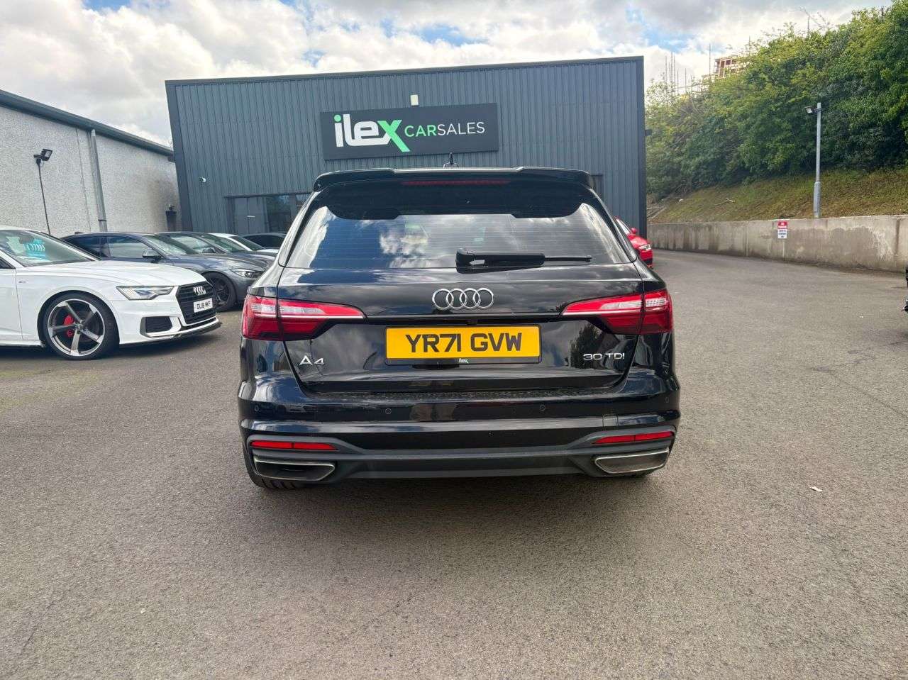 2021 AUDI A4 AVANT 2021 AUDI A4 AVANT