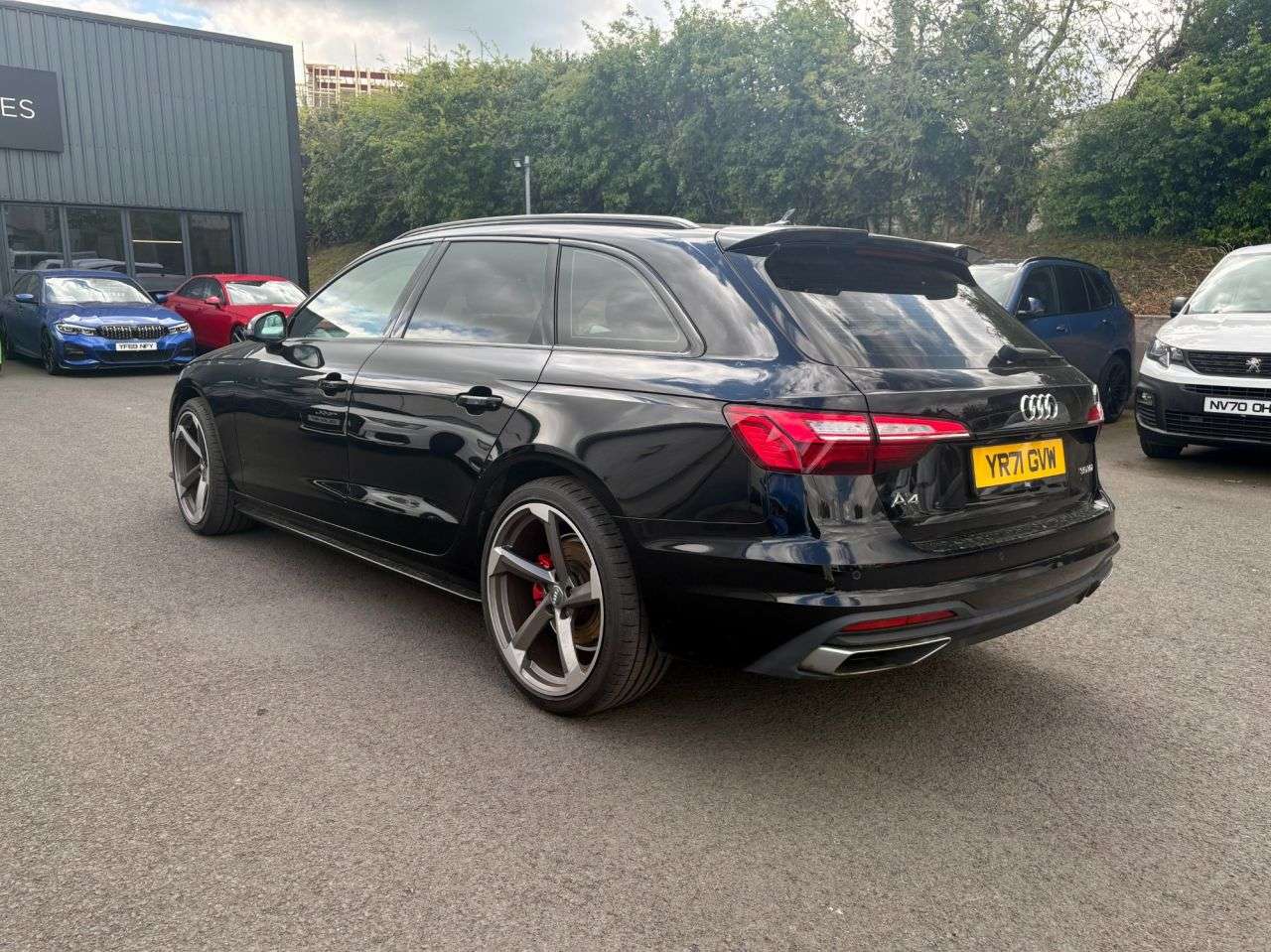 2021 AUDI A4 AVANT 2021 AUDI A4 AVANT