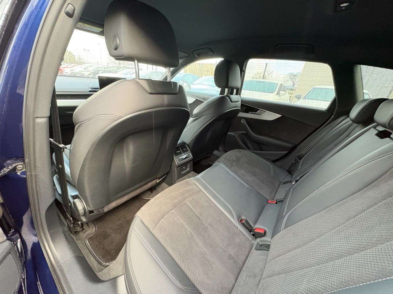 2021 AUDI A4 AVANT 2021 AUDI A4 AVANT