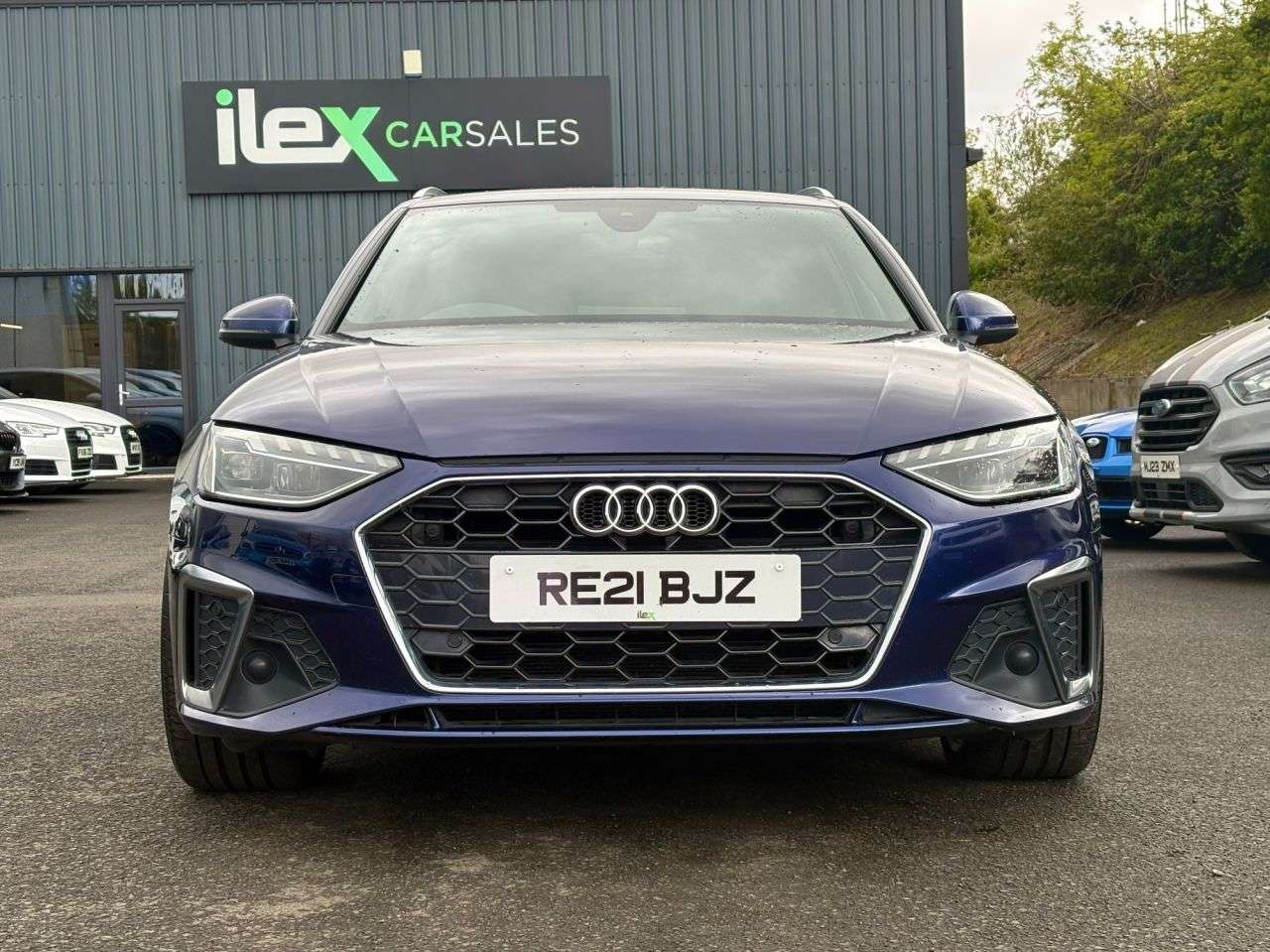 A 2021 AUDI A4 AVANT 2.0 TDI 35 S line Estate 5dr Diesel S Tronic Euro 6 (s/s) (163 ps) 163PS | A 2021 AUDI A4 AVANT 2.0 TDI 35 S line Estate 5dr Diesel S Tronic Euro 6 (s/s) (163 ps) 163PS |
