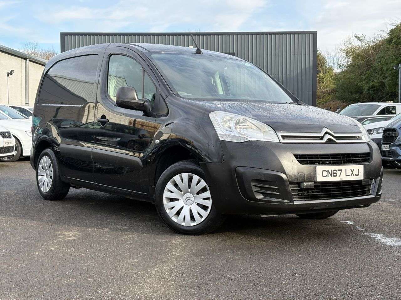 A 2017 CITROEN BERLINGO 1.6 BlueHDi 625 Enterprise Panel Van 5dr Diesel Manual L1 (112 g/km, 75 bhp A 2017 CITROEN BERLINGO 1.6 BlueHDi 625 Enterprise Panel Van 5dr Diesel Manual L1 (112 g/km, 75 bhp