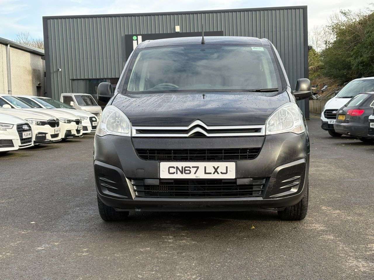 A 2017 CITROEN BERLINGO 1.6 BlueHDi 625 Enterprise Panel Van 5dr Diesel Manual L1 (112 g/km, 75 bhp A 2017 CITROEN BERLINGO 1.6 BlueHDi 625 Enterprise Panel Van 5dr Diesel Manual L1 (112 g/km, 75 bhp