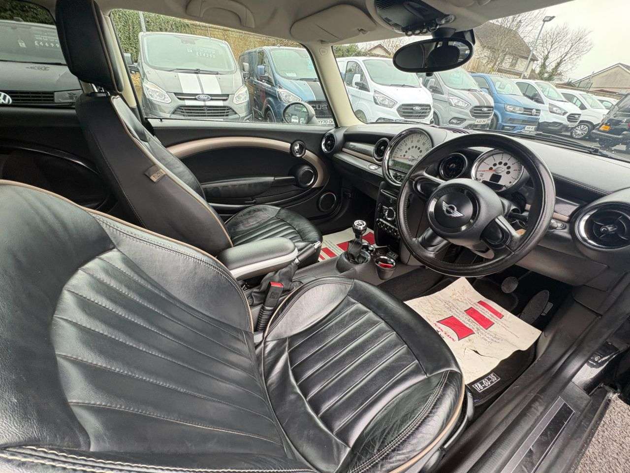 2013 MINI CLUBMAN 2013 MINI CLUBMAN