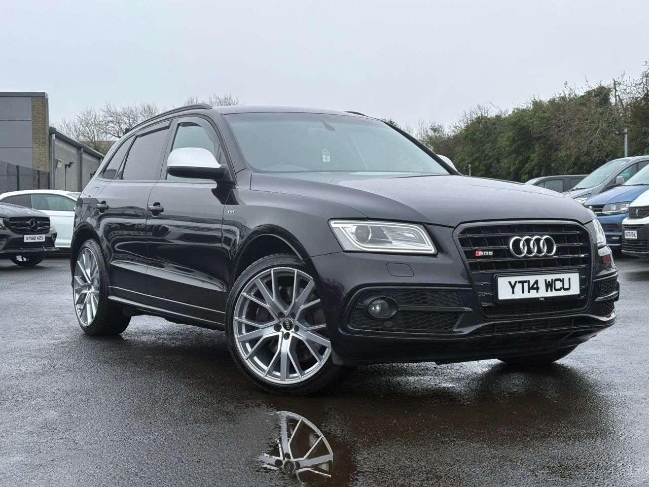 A 2014 AUDI SQ5 3.0 BiTDI V6 SUV 5dr Diesel Tiptronic quattro Euro 5 (s/s) (313 ps) 313PS | A 2014 AUDI SQ5 3.0 BiTDI V6 SUV 5dr Diesel Tiptronic quattro Euro 5 (s/s) (313 ps) 313PS |