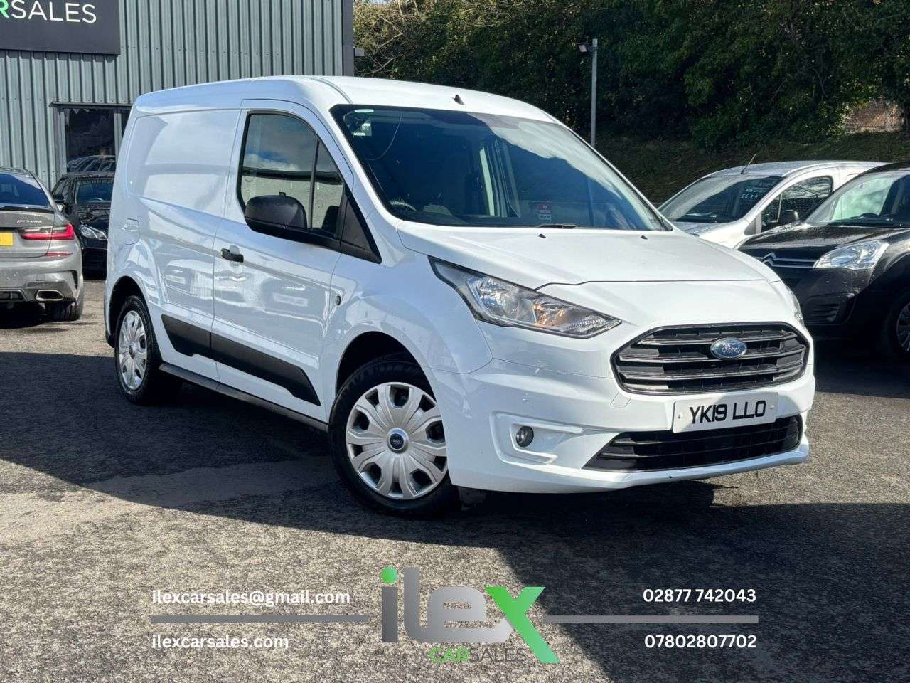 A 2019 FORD TRANSIT CONNECT 1.5 200 EcoBlue Trend Panel Van 5dr Diesel Manual L1 Euro 6 (s/s) (100 ps) A 2019 FORD TRANSIT CONNECT 1.5 200 EcoBlue Trend Panel Van 5dr Diesel Manual L1 Euro 6 (s/s) (100 ps)