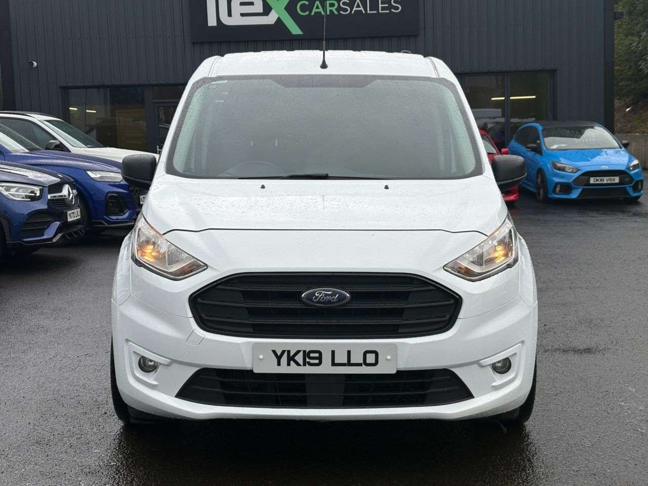 A 2019 FORD TRANSIT CONNECT 1.5 200 EcoBlue Trend Panel Van 5dr Diesel Manual L1 Euro 6 (s/s) (100 ps) A 2019 FORD TRANSIT CONNECT 1.5 200 EcoBlue Trend Panel Van 5dr Diesel Manual L1 Euro 6 (s/s) (100 ps)