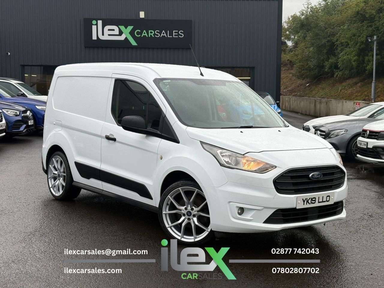 A 2019 FORD TRANSIT CONNECT 1.5 200 EcoBlue Trend Panel Van 5dr Diesel Manual L1 Euro 6 (s/s) (100 ps) A 2019 FORD TRANSIT CONNECT 1.5 200 EcoBlue Trend Panel Van 5dr Diesel Manual L1 Euro 6 (s/s) (100 ps)