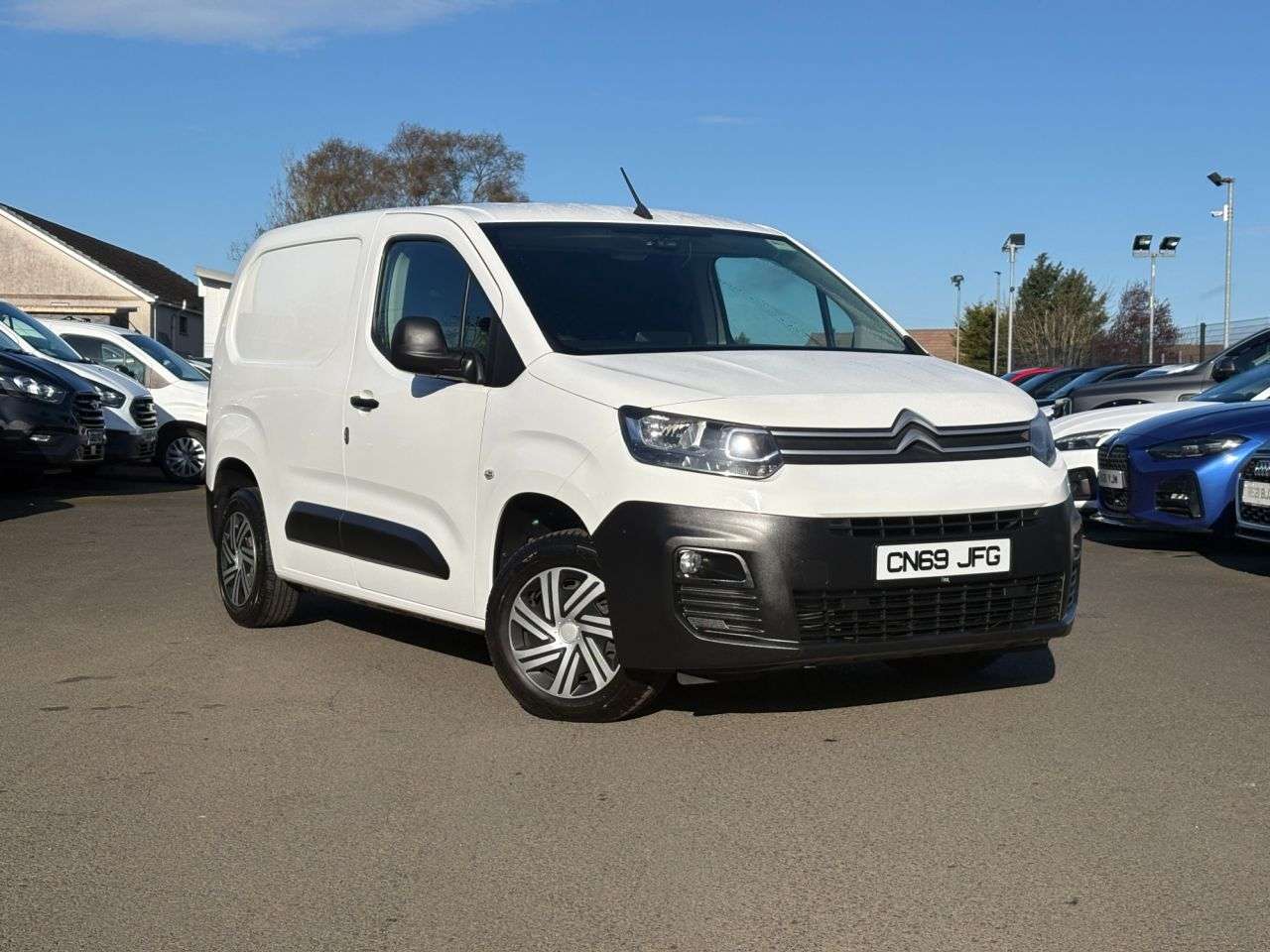 A 2019 CITROEN BERLINGO 1.6 BlueHDi 650 Enterprise M Panel Van 5dr Diesel Manual SWB Euro 6 (75 ps) A 2019 CITROEN BERLINGO 1.6 BlueHDi 650 Enterprise M Panel Van 5dr Diesel Manual SWB Euro 6 (75 ps)