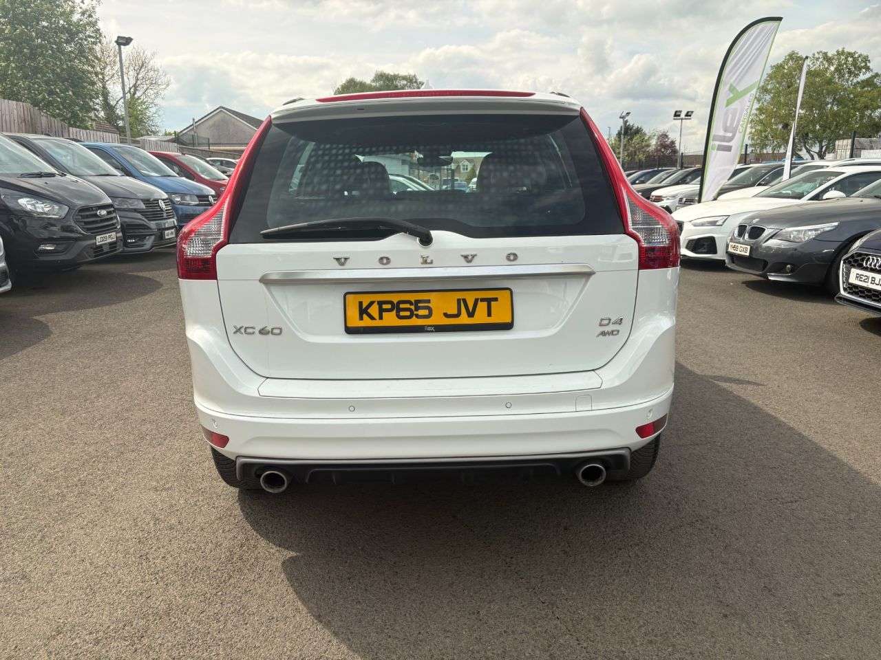 2015 VOLVO XC60 2015 VOLVO XC60
