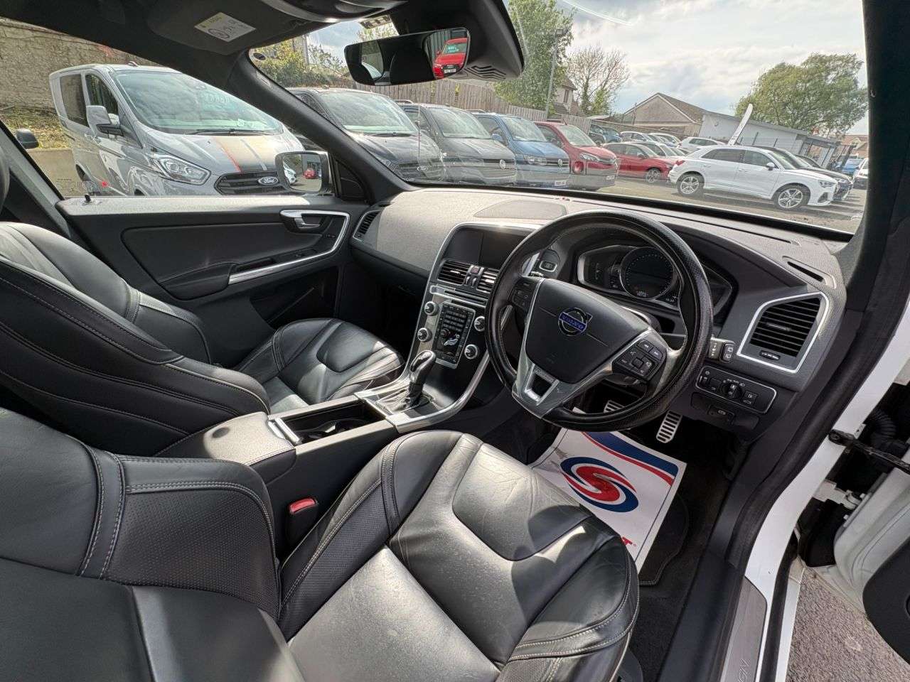 2015 VOLVO XC60 2015 VOLVO XC60