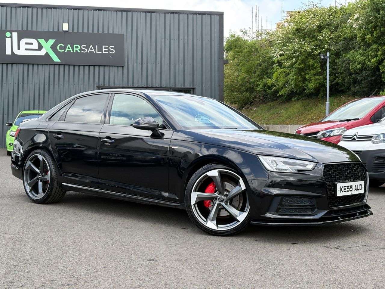 A 2017 AUDI A4 2.0 TDI ultra S line Saloon 4dr Diesel Manual Euro 6 (s/s) (190 ps) 190PS | A 2017 AUDI A4 2.0 TDI ultra S line Saloon 4dr Diesel Manual Euro 6 (s/s) (190 ps) 190PS |