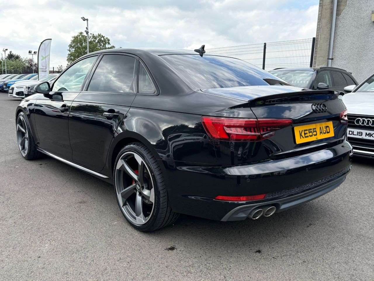 2017 AUDI A4 2017 AUDI A4