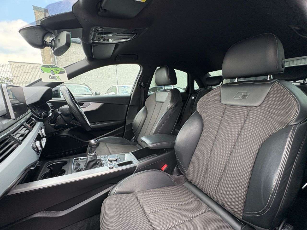 2017 AUDI A4 2017 AUDI A4
