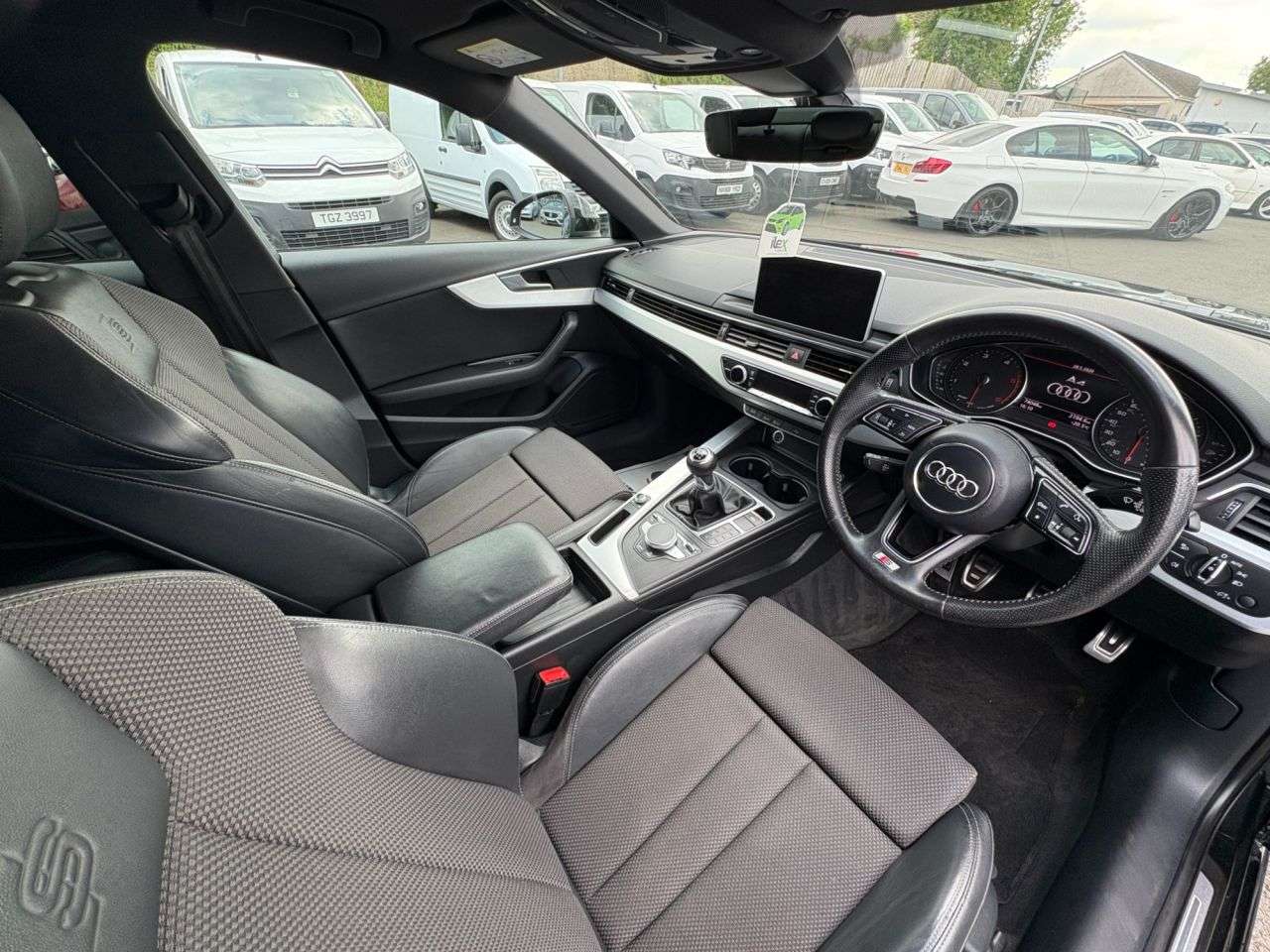2017 AUDI A4 2017 AUDI A4