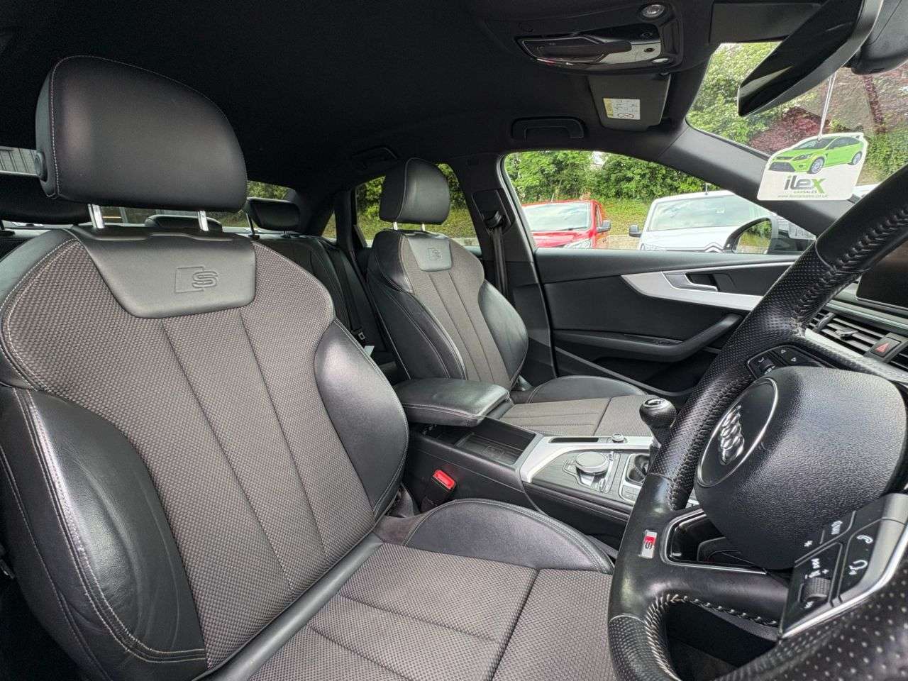 2017 AUDI A4 2017 AUDI A4