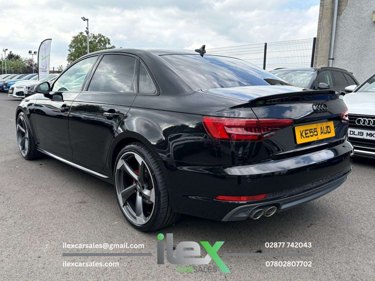 2017 AUDI A4 2017 AUDI A4