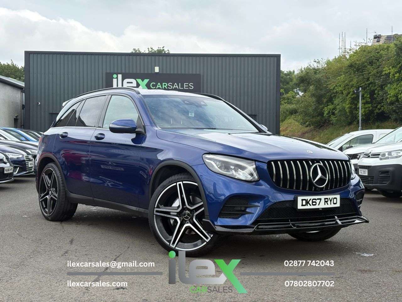 A 2017 MERCEDES-BENZ GLC 2.1 GLC220d AMG Line SUV 5dr Diesel G-Tronic 4MATIC Euro 6 (s/s) (170 ps) 4 A 2017 MERCEDES-BENZ GLC 2.1 GLC220d AMG Line SUV 5dr Diesel G-Tronic 4MATIC Euro 6 (s/s) (170 ps) 4