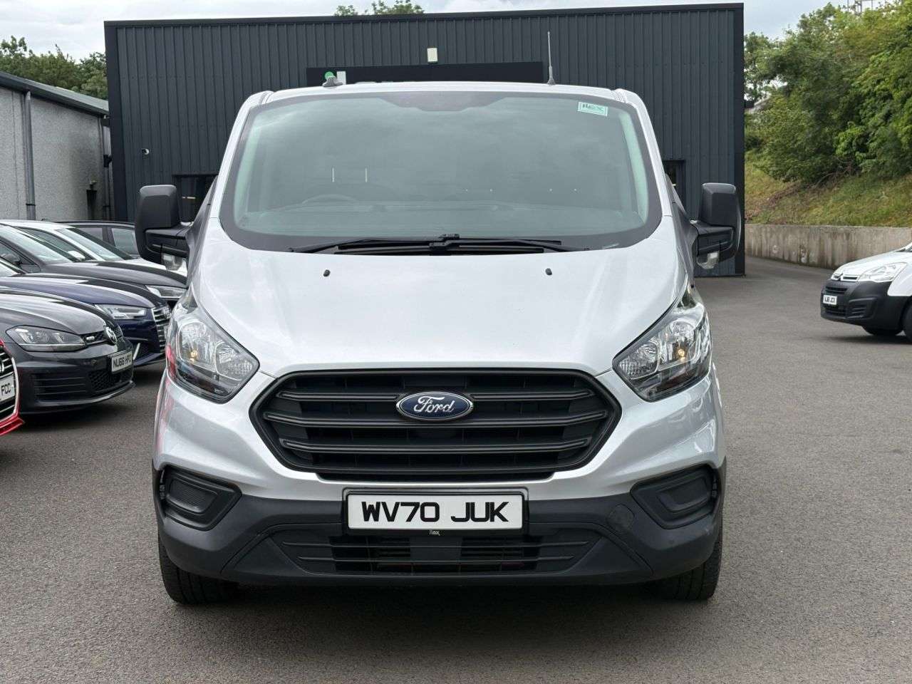A 2020 FORD TRANSIT CUSTOM 2.0 300 EcoBlue Leader Panel Van 5dr Diesel Manual L1 H1 Euro 6 (s/s) (105 A 2020 FORD TRANSIT CUSTOM 2.0 300 EcoBlue Leader Panel Van 5dr Diesel Manual L1 H1 Euro 6 (s/s) (105