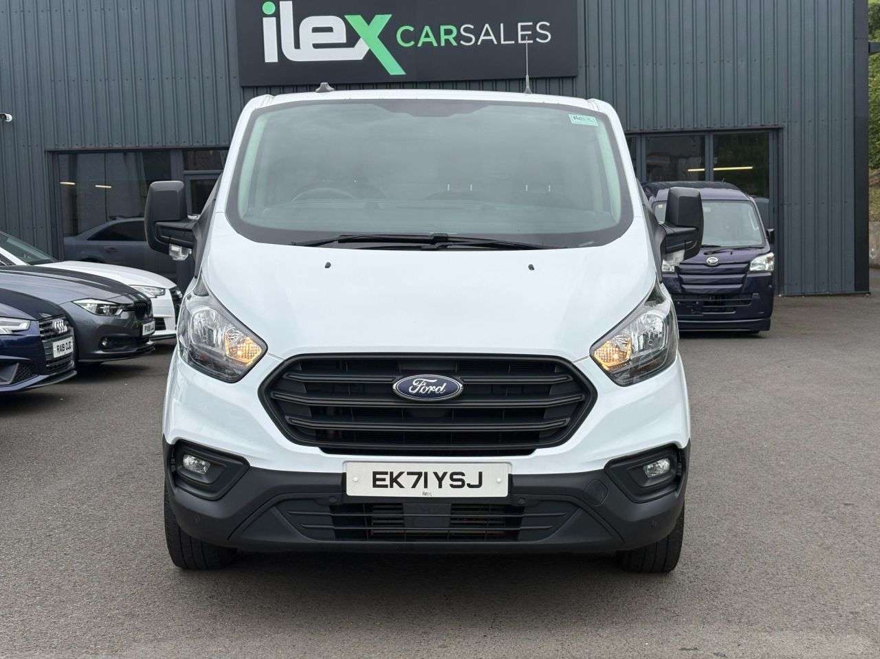 A 2021 FORD TRANSIT CUSTOM 2.0 300 EcoBlue Leader Panel Van 5dr Diesel Manual L1 H1 Euro 6 (s/s) (105 A 2021 FORD TRANSIT CUSTOM 2.0 300 EcoBlue Leader Panel Van 5dr Diesel Manual L1 H1 Euro 6 (s/s) (105