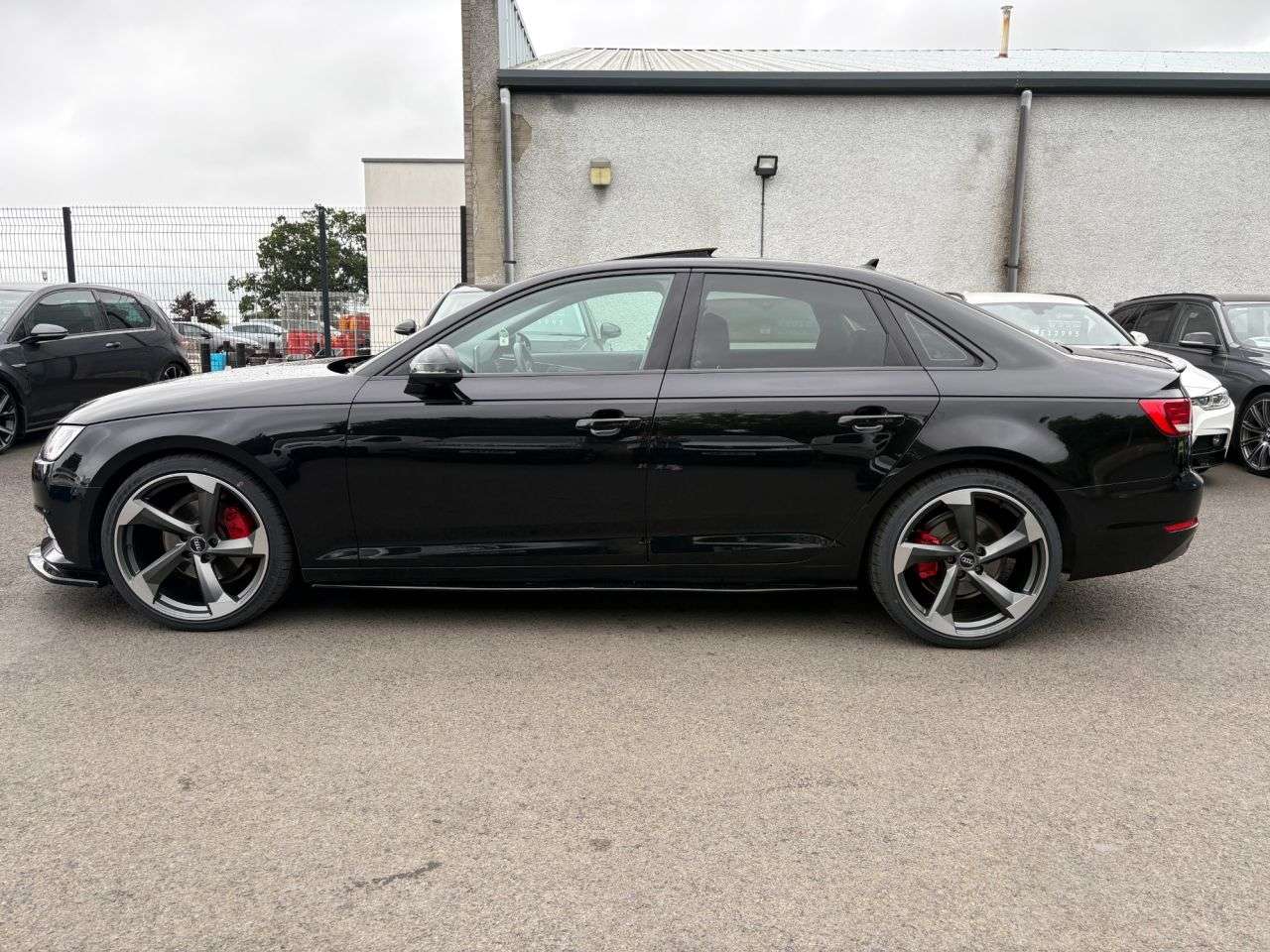 2017 AUDI A4 2017 AUDI A4