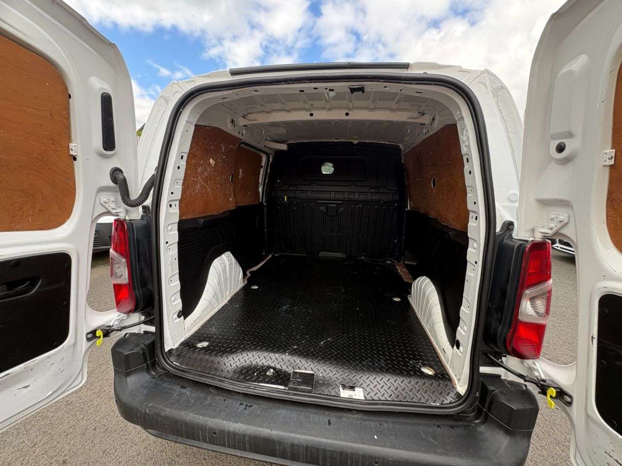2019 PEUGEOT PARTNER 2019 PEUGEOT PARTNER