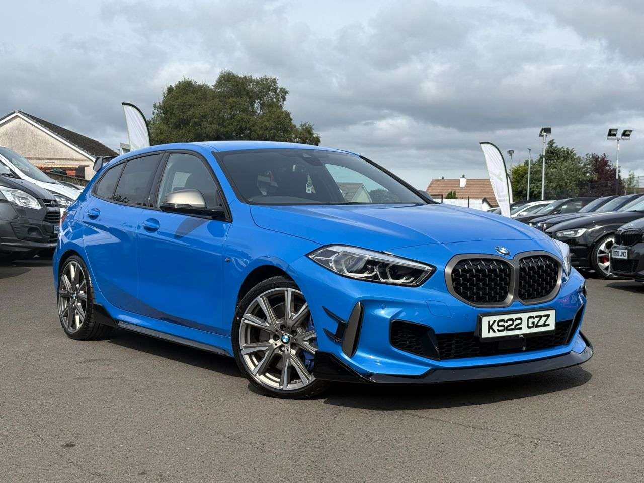 A 2022 BMW 1 SERIES 2.0 M135i Hatchback 5dr Petrol Auto xDrive Euro 6 (s/s) (306 ps) 306PS | xD A 2022 BMW 1 SERIES 2.0 M135i Hatchback 5dr Petrol Auto xDrive Euro 6 (s/s) (306 ps) 306PS | xD