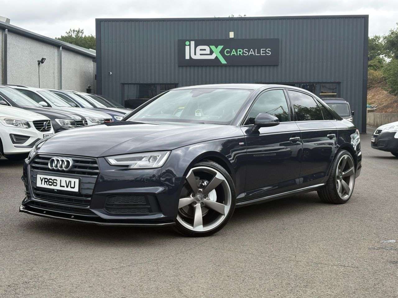 2016 AUDI A4 2016 AUDI A4