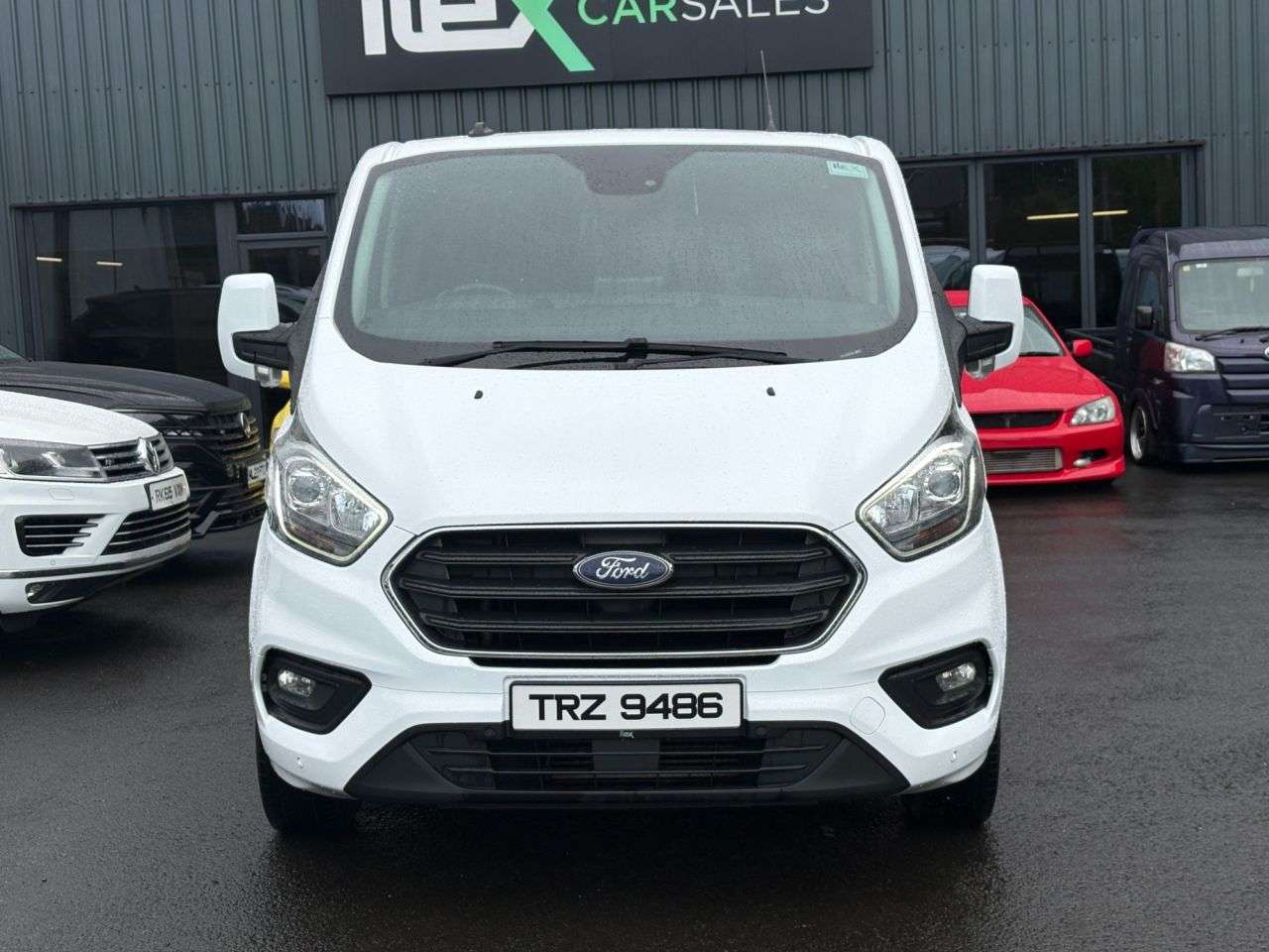 A 2022 FORD TRANSIT CUSTOM 2.0 300 EcoBlue Limited Crew Van Double Cab 5dr Diesel Manual L1 H1 Euro 6 A 2022 FORD TRANSIT CUSTOM 2.0 300 EcoBlue Limited Crew Van Double Cab 5dr Diesel Manual L1 H1 Euro 6